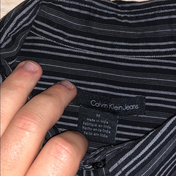 Calvin Klein Button down - Picture 2 of 3
